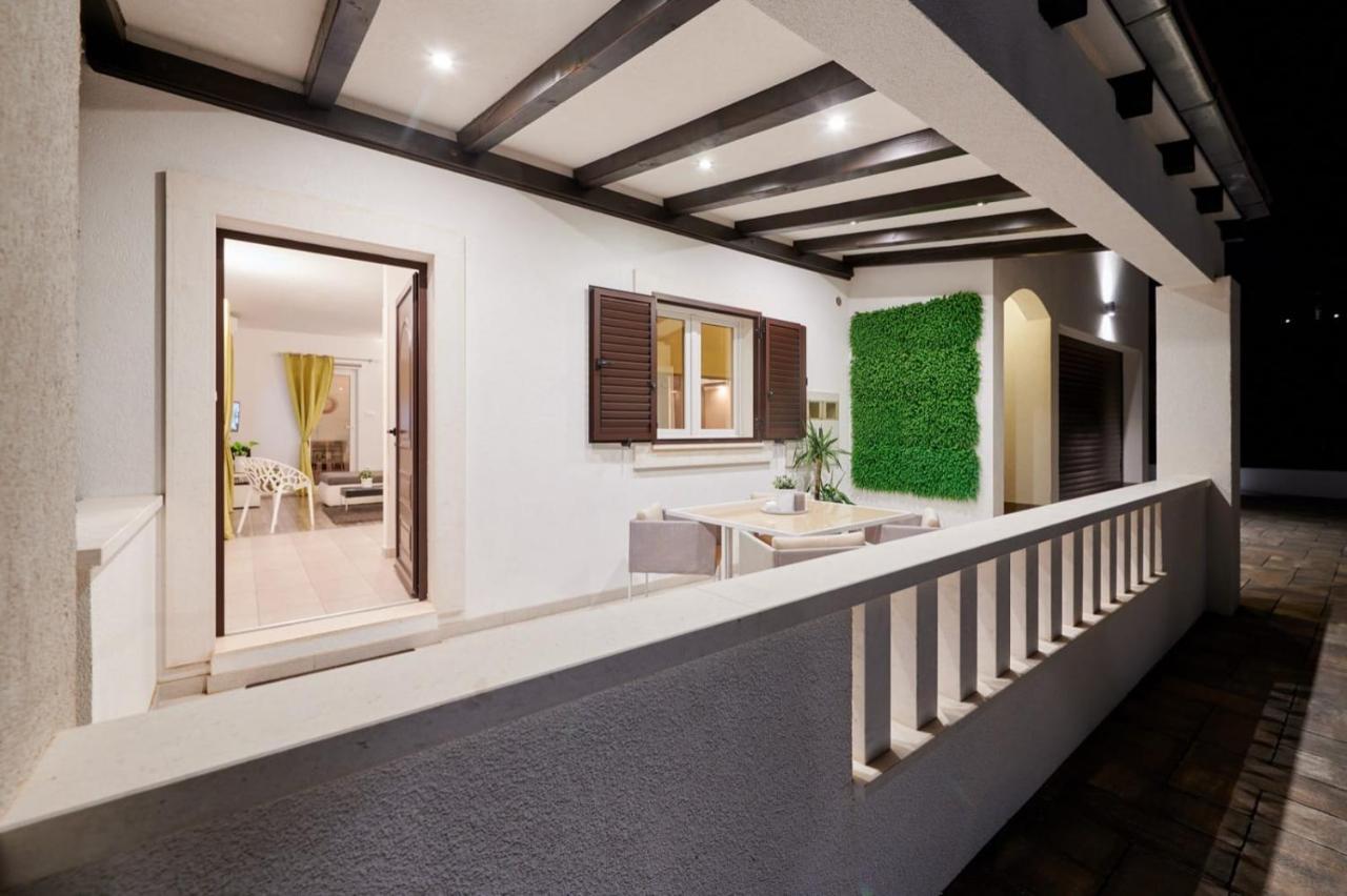 טרוגיר Villa Demonta מראה חיצוני תמונה